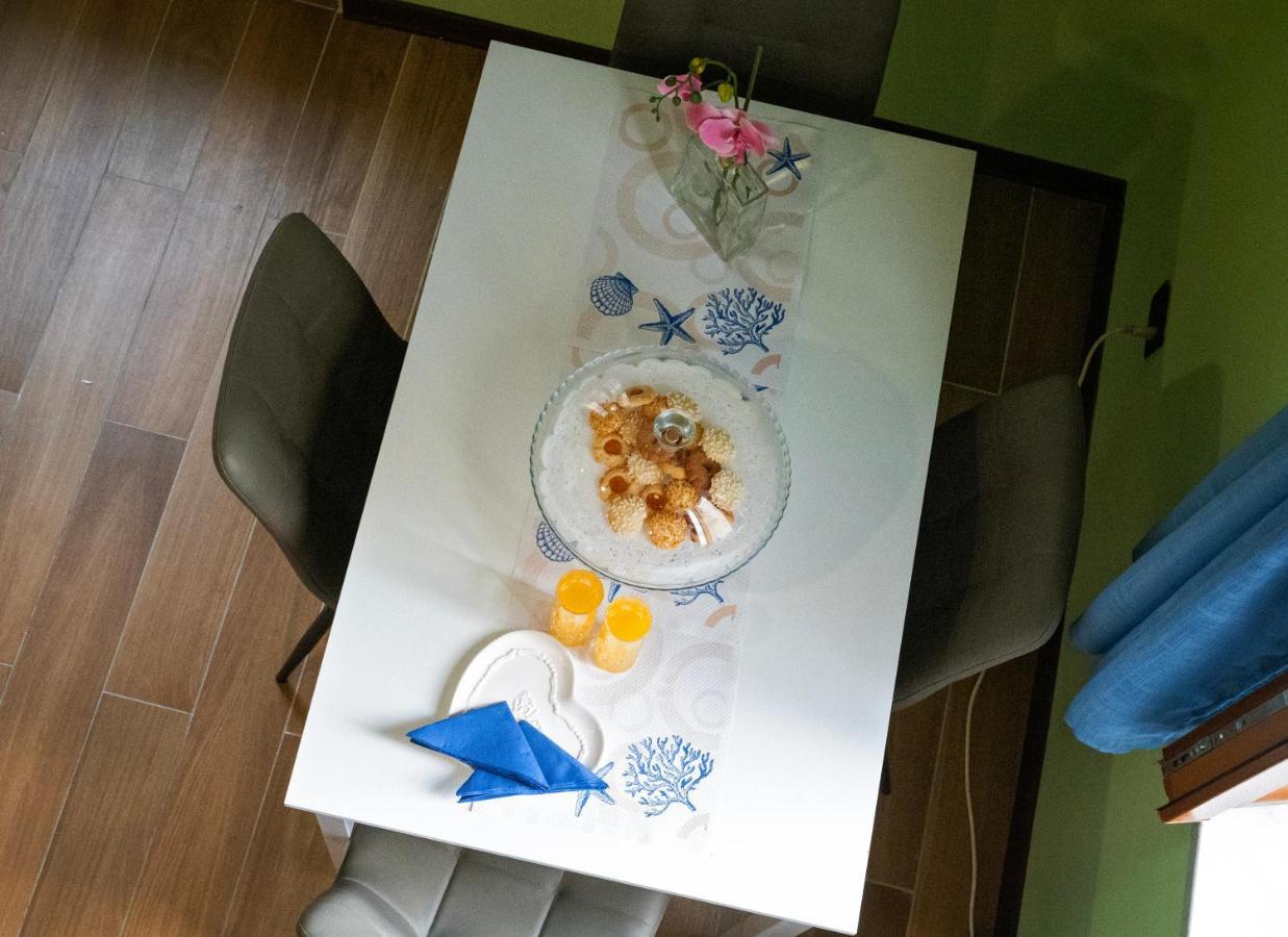 Casa "Positano" Da Ely - Salerno Centro Con Self Check-In Apartment Exterior photo